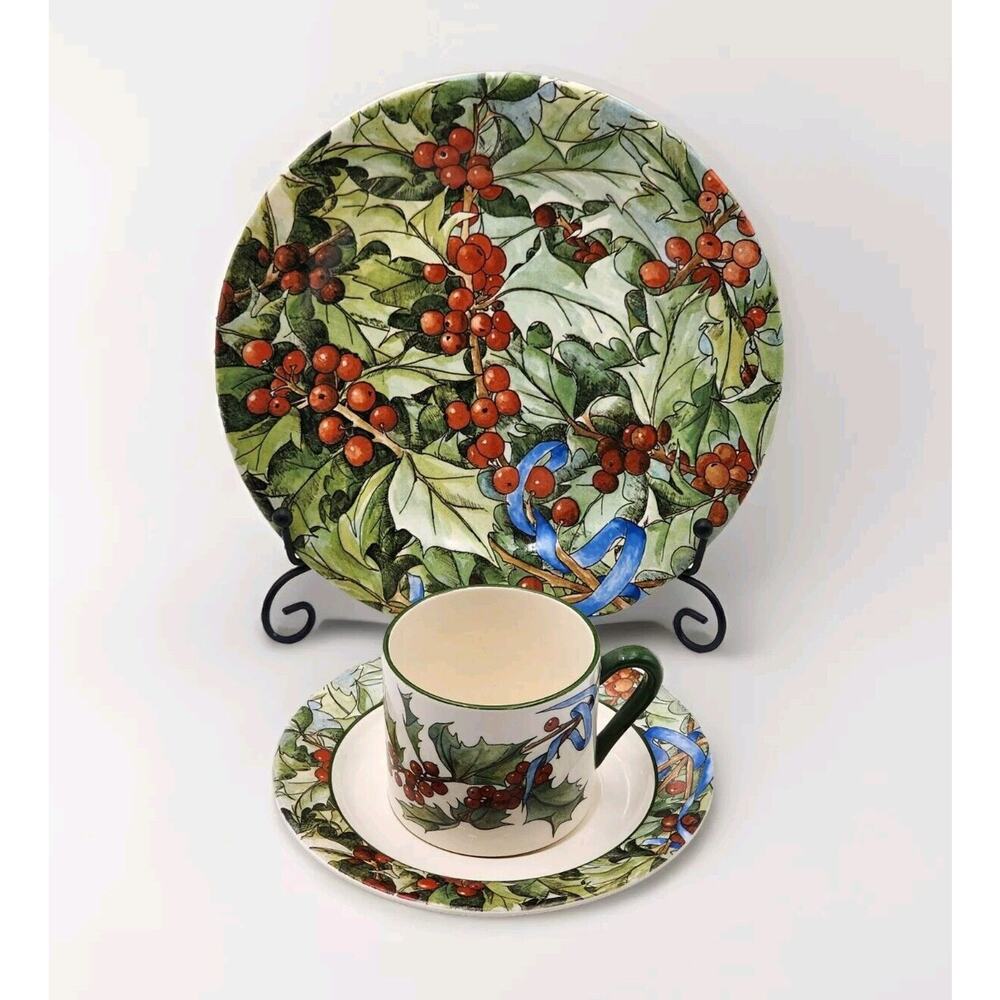 Le Houx Gien France Hollyberries & Blue Ribbon Coffee Cup & Saucer Dessert Plate